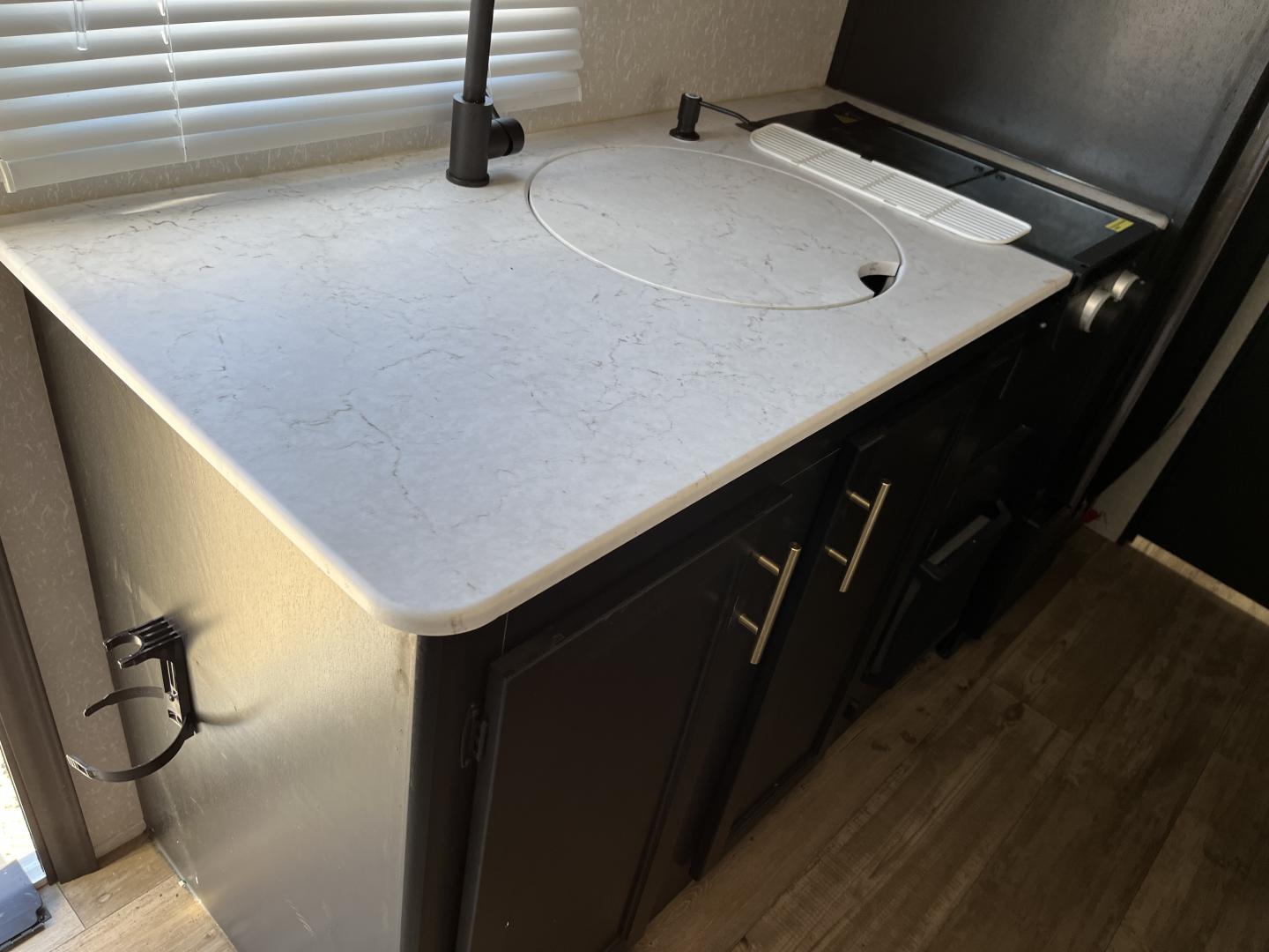 ./imagenes/INVOICE/2019/17446/CASA RODANTE FOREST RIVER WOLF PUP (28).JPG